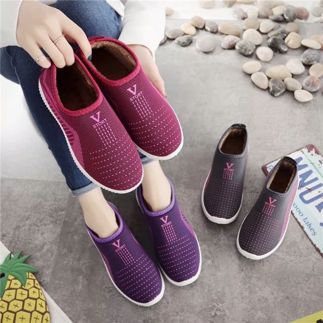 Giày lười lót nỉ siêu nhẹ hàng nhập | BigBuy360 - bigbuy360.vn