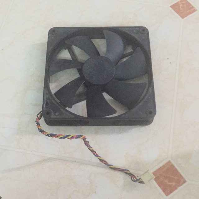 Quạt làm mát 14cm cho máy tính