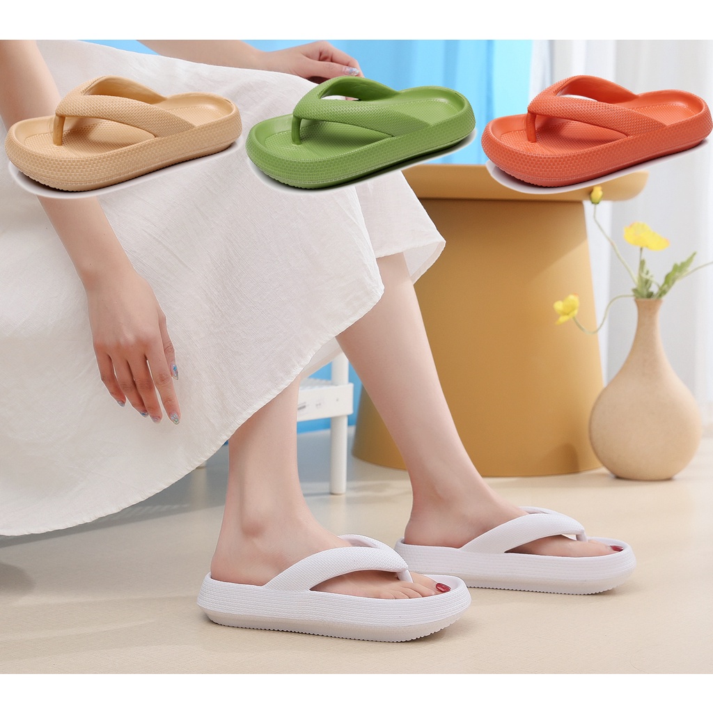 Lật Dép Xỏ Ngón Đế Dày Thời Trang Đi Biển
