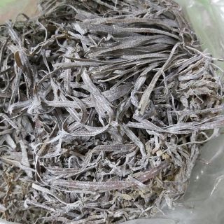 100g rong biển phổ tai khô. Date 2023