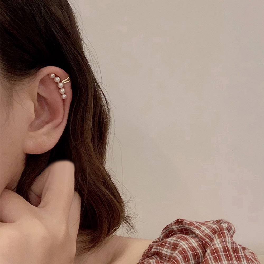 Khuyên vành tai đính ngọc trai nhân tạo kiểu dáng Hàn Quốc