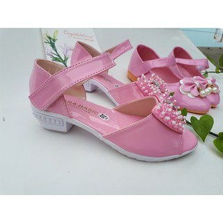 Combo 2 đôi giày bé gái size 30-34🤷‍♀️