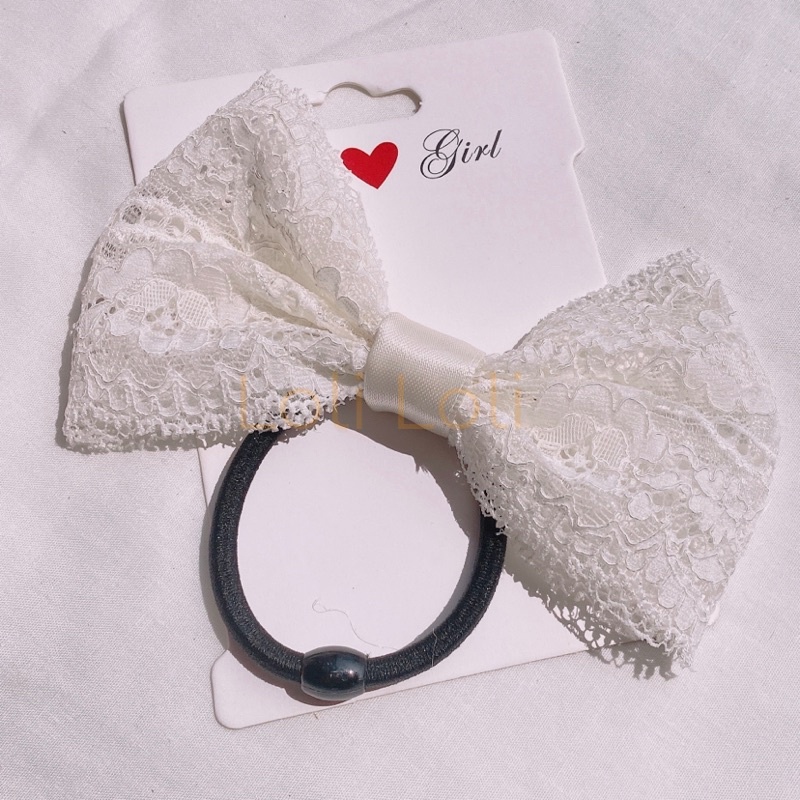 Buộc tóc nơ ren phong cách tiểu thư màu trắng