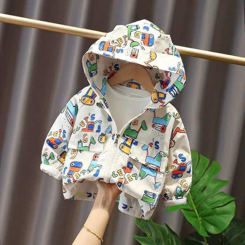 Áo khoác có nón in họa tiết cá tính cho bé