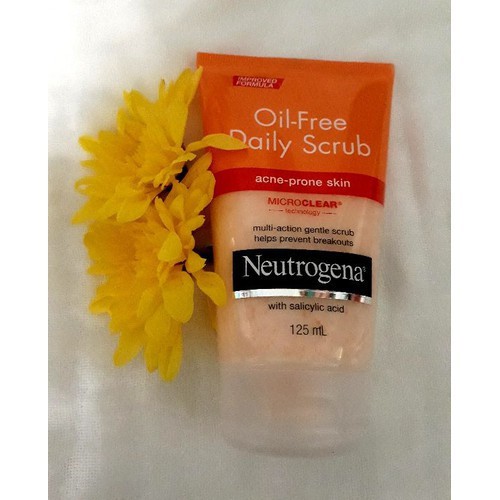 Sữa rửa mặt Neutrogena