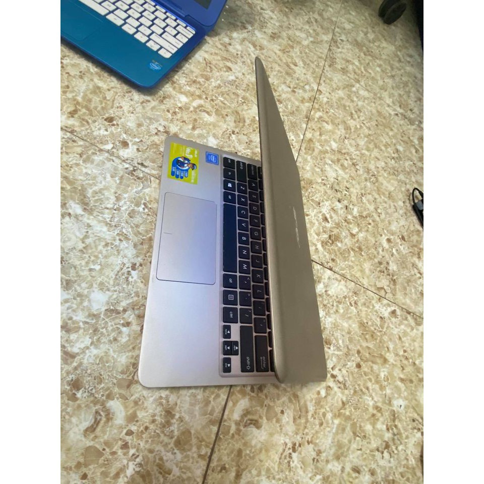 [500K] Laptop Asus E200HA-FD0043TS mini ram 2gb lưu trữ 32gb hàng nhập khẩu 2018