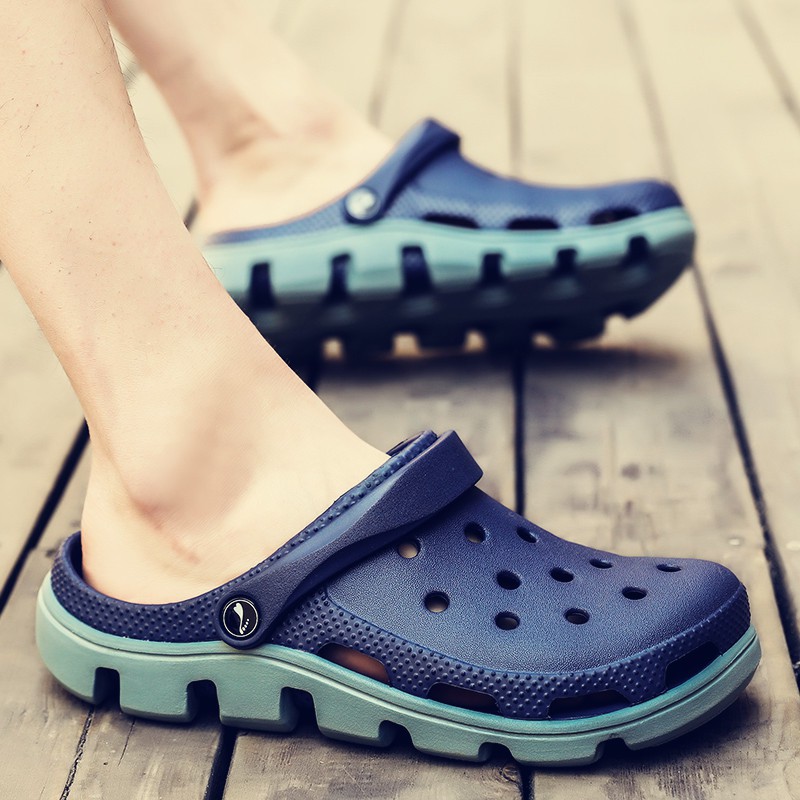 Dép sandal đục lỗ che nửa bàn chân hai công dụng chống trượt dành cho bạn nam mang đi biển mùa hè ngoài trời