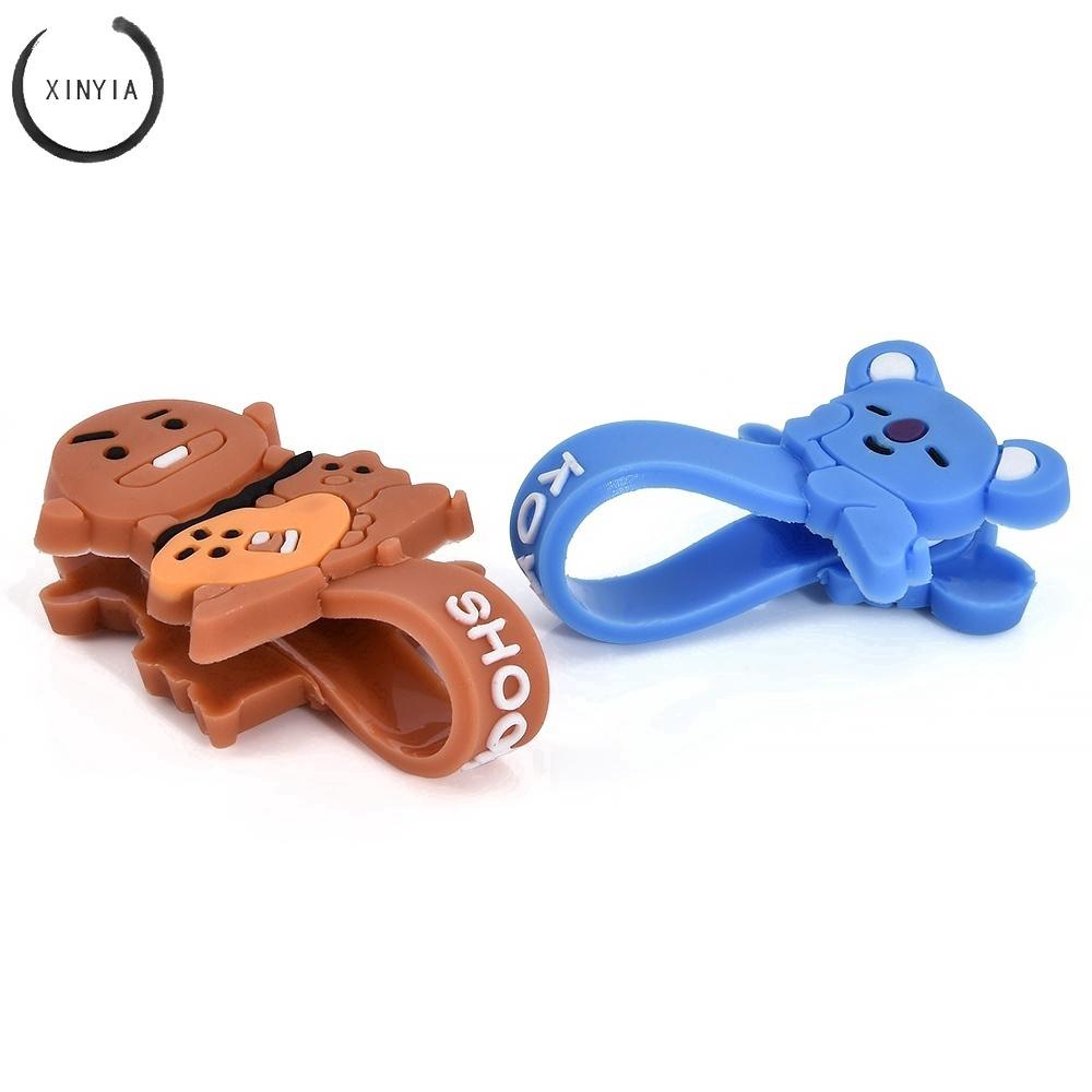 Kẹp giữ dây tai nghe BTS bt21
