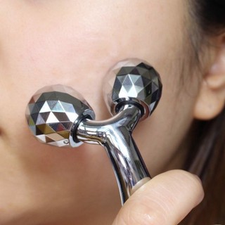 Cây lăn thon mặt Cosmetea Face Lifting 4D Roller - The Beauty Guide