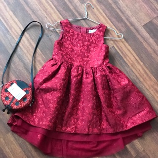 Váy hm new 3/4y mất tag