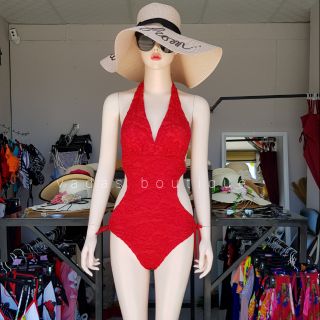 Bikini liền khoét eo ren sang chảnh