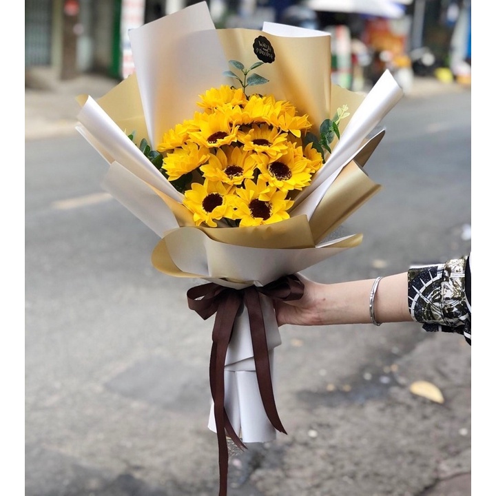 BÓ HOA SÁP HƯỚNG DƯƠNG 3-5-7-12 BÔNG CỰC XINH TẶNG TỐT NGHIỆP