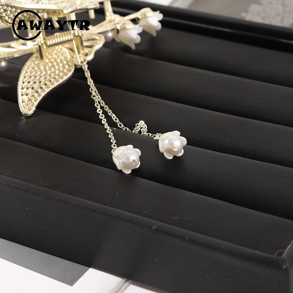 Kẹp Tóc Hình Bướm Đính Đá / Ngọc Trai Giả Bằng Kim Loại Phong Cách Hàn Quốc Thanh Lịch Dành Cho Nữ