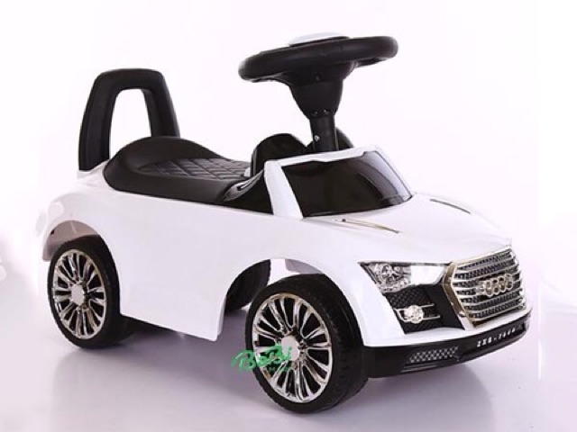 Xe ô tô chòi chân Audi 1688 có nhạc cho bé yêu