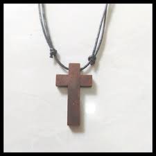 💥FOLLOW TẶNG 3K💥HÀNG CÓ SẴN💥 Vòng cổ nữ dây da mặt hình cây thánh giá Dây chuyền bằng gỗ đẹp mộc mạc Vintage