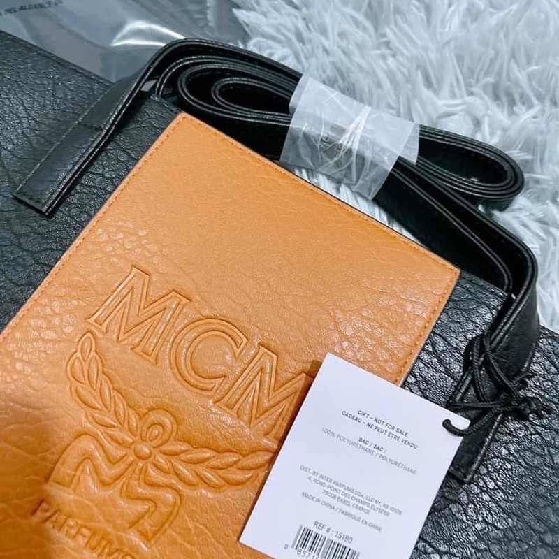 Túi Tote MCM Gift hãng authentic 100% Lotte Duty Free