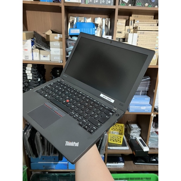 Laptop lenovo x270 i5 6300 ram 8gb ssd 128gb