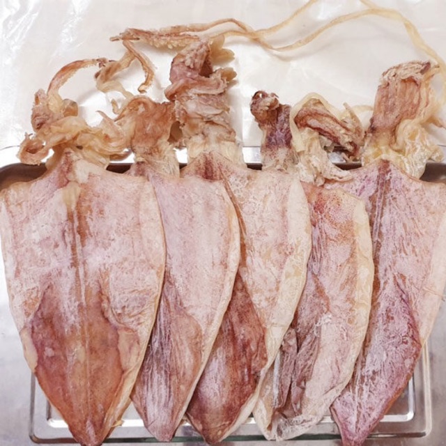 Khô mực loại trung 25 - 35 con/kg (0,5kg)