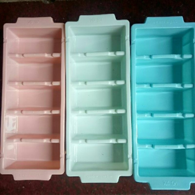 Khay Nhựa Làm Đá 5 Ngăn