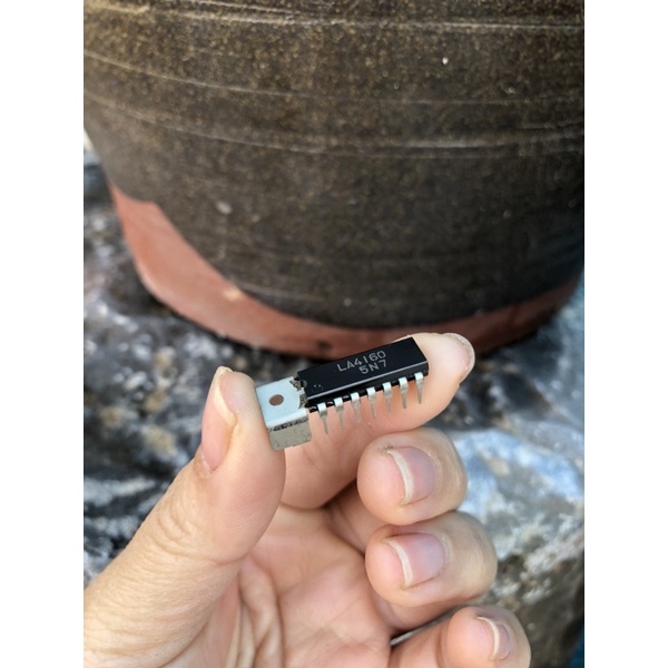 Ic LA4160 cho đài cassette