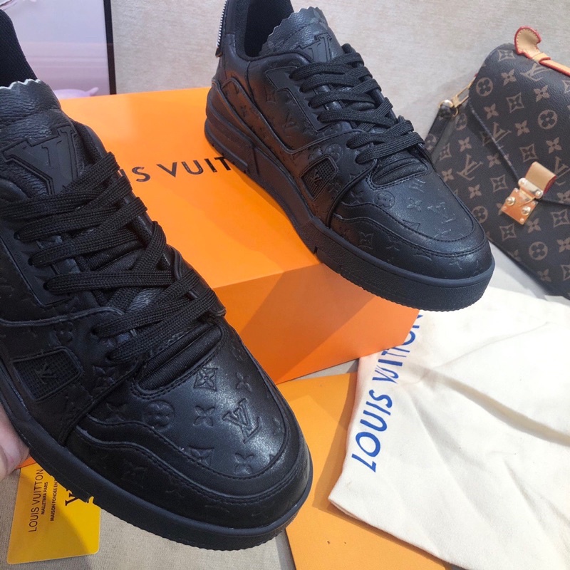 Giày thể thao nam Louis Vuitton LV da thật cao cấp màu full đen cực chất