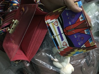 Túi furrla thổ cẩm