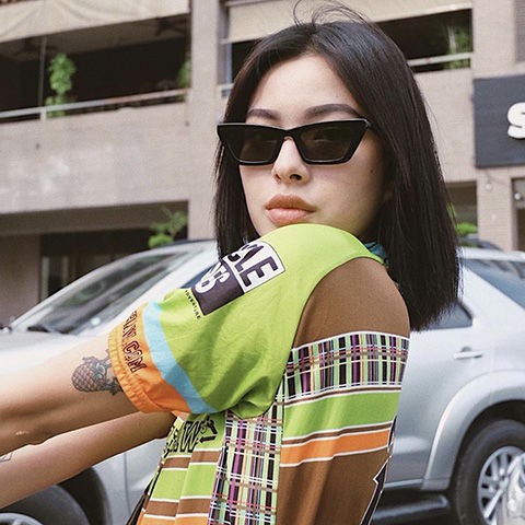 ■Jennie cùng kính râm mát mẻ nữ triều ins khuôn mặt nhỏ cá tính chụp street style mắt mèo họa tiết da báo retro