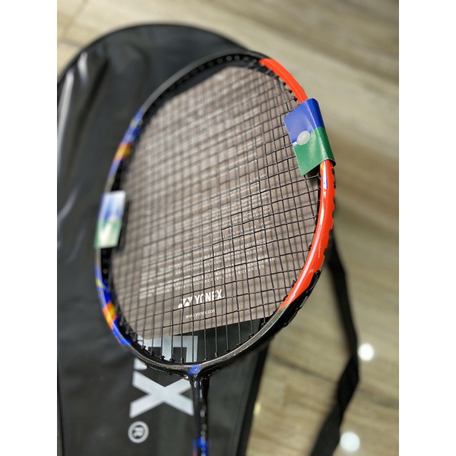 1 Chiếc Vợt Cầu Lông Yonex 100% Khung Crom Siêu Bền Đẹp tặng ngay một quấn cáng vợt cao cấp Joto