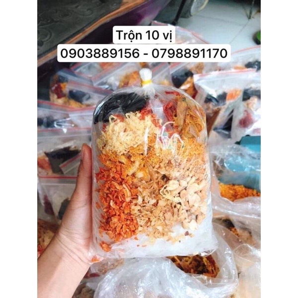 Bánh tráng dẻo tắc, bơ, muối, phơi sương bò, trộn đủ vị