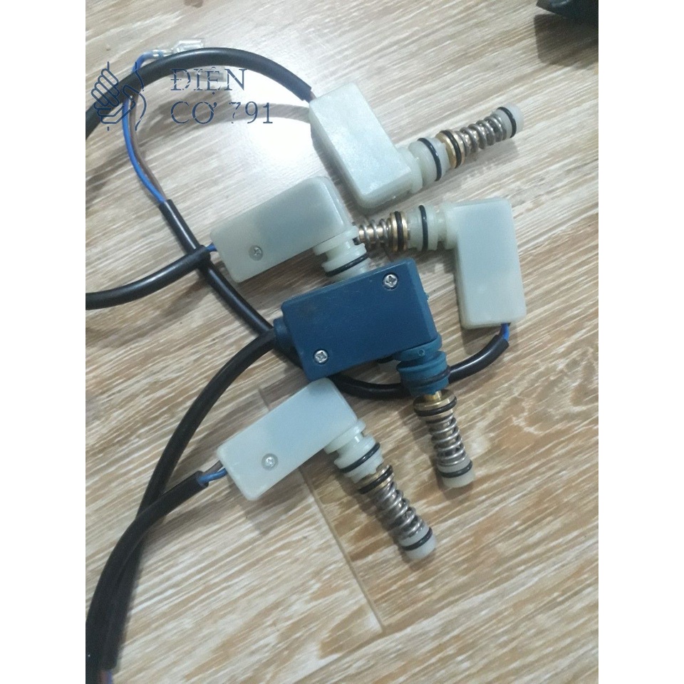 Rơle Áp Lực Máy Rửa Xe Loại Tốt  Rơ Le Thay Thế Cho Các Loại Máy Rửa Xe Gia Đình MiNi Hàng Đẹp