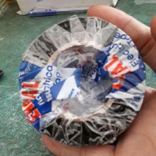 1 cuộn Băng keo đen cách điện