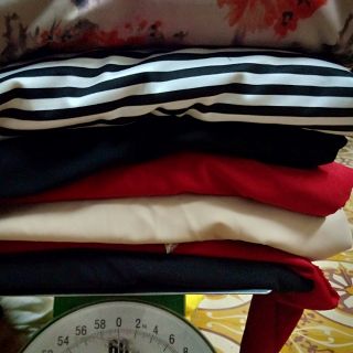 Vải c Hà Nhung Nguyen