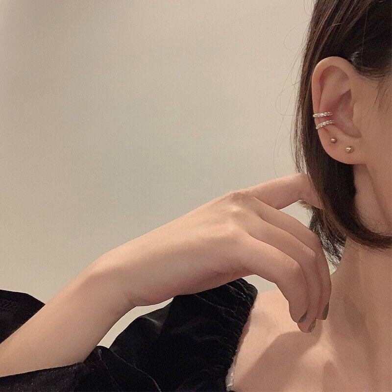 Bông tai titan không gỉ mạ vàng 18k thiết kế dạng bi tròn đơn giản nhẹ nhàng thời trang cho nữ