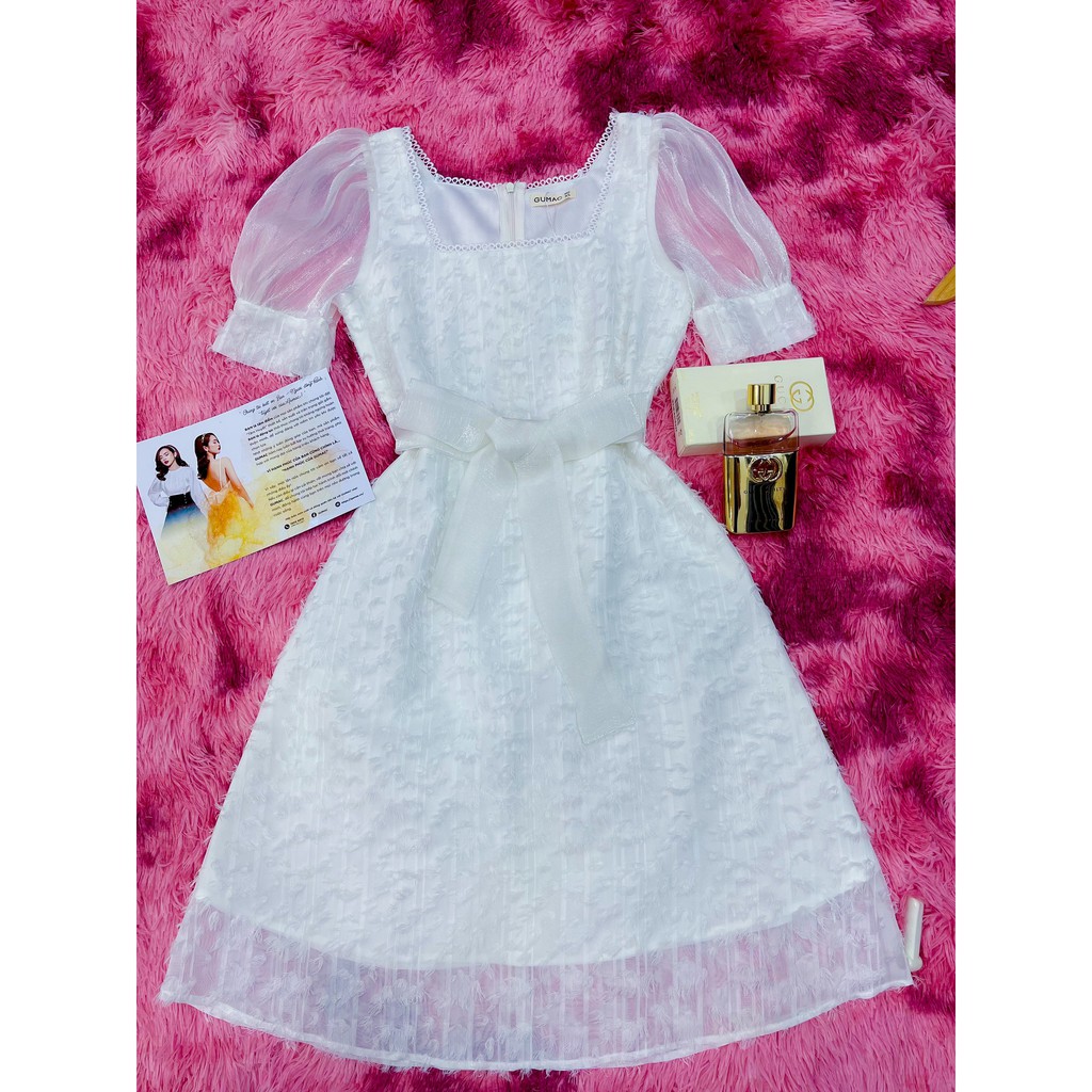 [Mã MABR07062 giảm 8% tối đa 50K đơn từ 249K] Đầm xòe nữ màu trắng lông vũ cổ vuông GUMAC DB544 | BigBuy360 - bigbuy360.vn