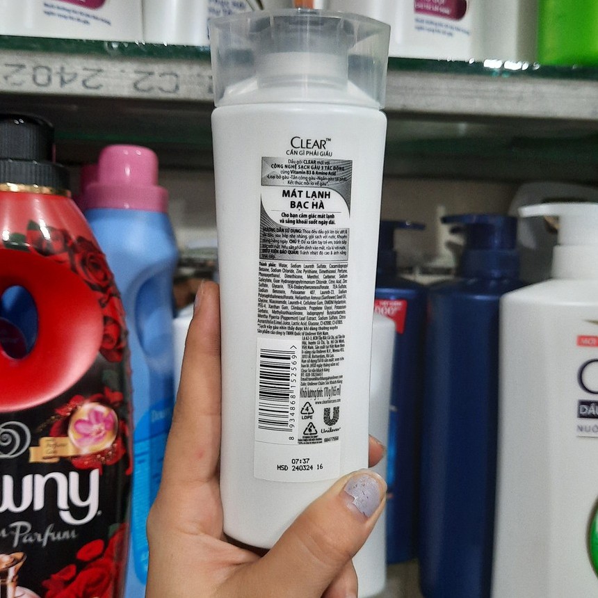 Dầu Gội Clear Mát Lạnh Bạc Hà 170g
