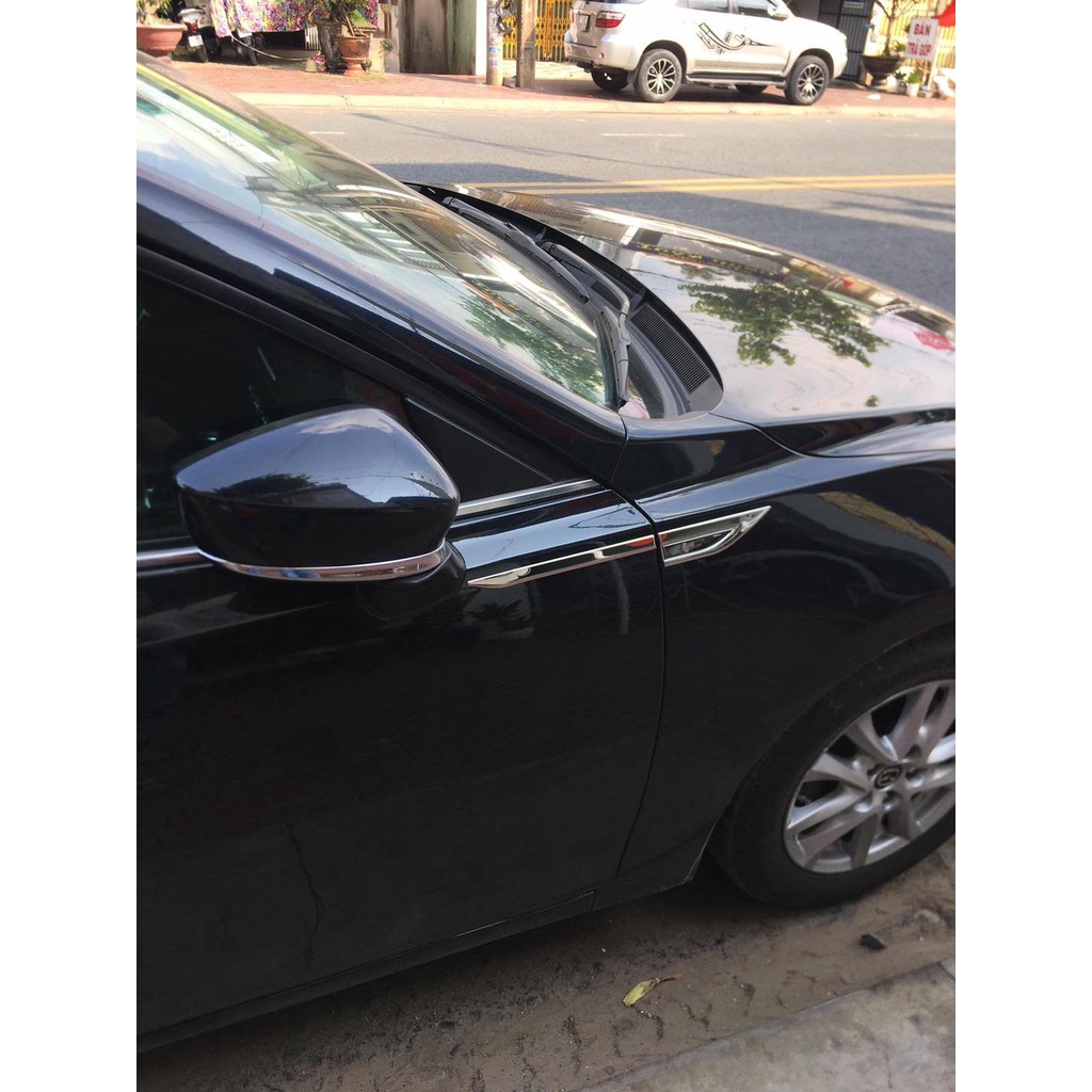 Ốp mang cá kim loại kiểu mới cho xe Kia Seltos HÀNG CAO CẤP