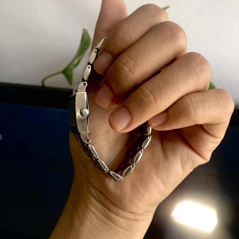 Đồng hồ nữ si Nhật hiệu HM