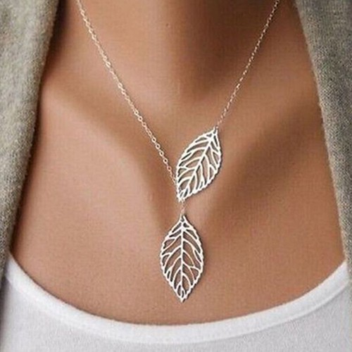 Dây chuyền có mặt thiết kế 2 chiếc lá thời trang