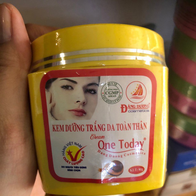 Kem dưỡng trắng da toàn thân one today đủ giấy | BigBuy360 - bigbuy360.vn