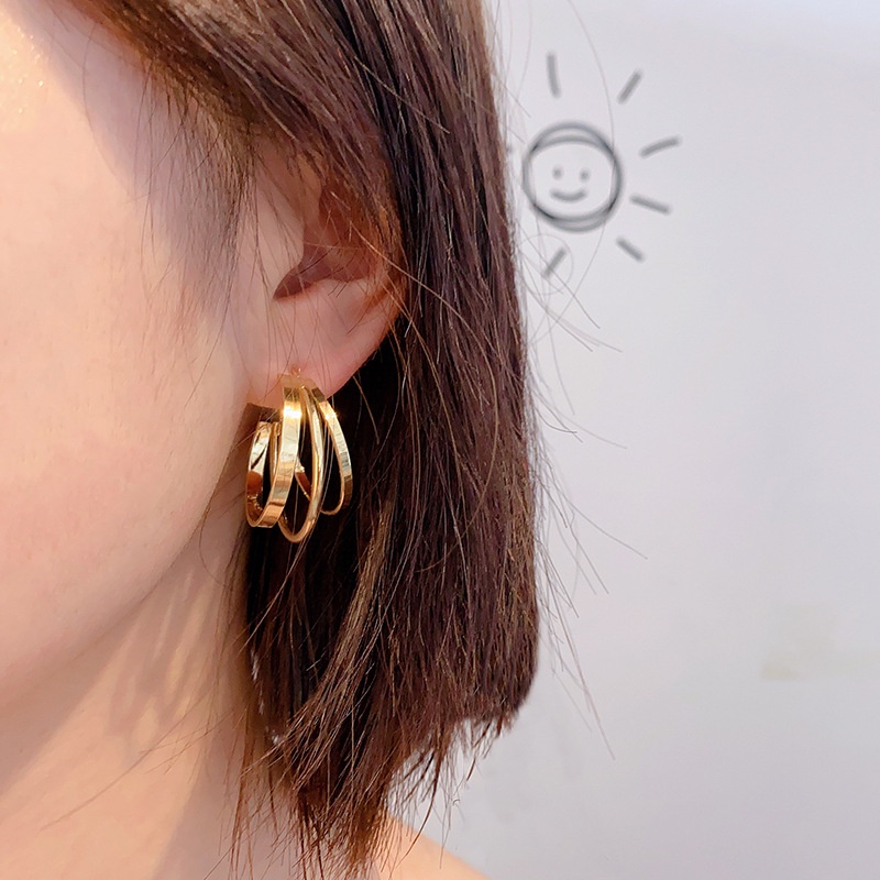 Khuyên Tai Kim Loại Cao Cấp Phong Cách Hong Kong Retro Thời Trang 2020 Cho Nữ