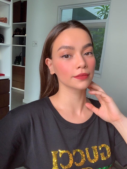 - - SON THỎI LOVE MOI HỒ NGỌC HÀ BLACK PINK-Tone Đỏ -S6