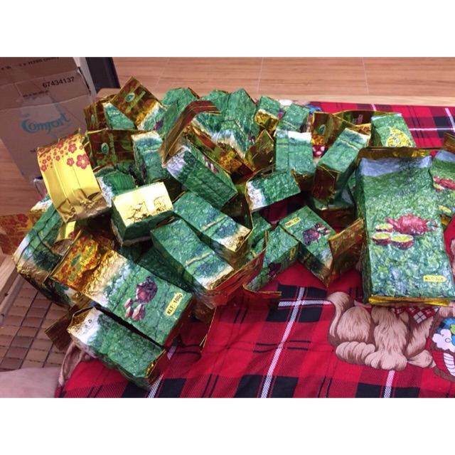 Chè xanh Thái Nguyên ( gói 200 gram)