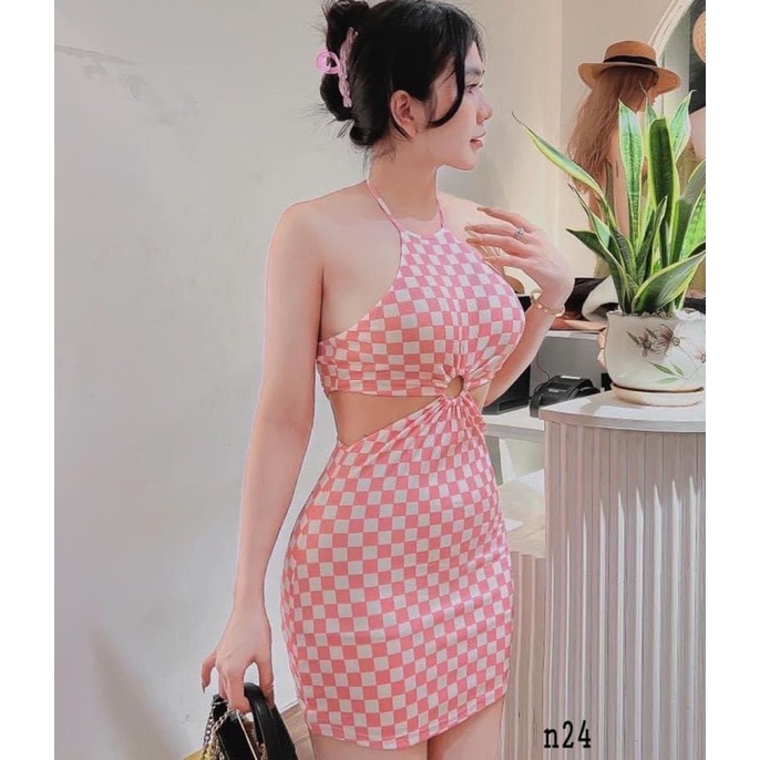 Váy Ca rô body hở lưng