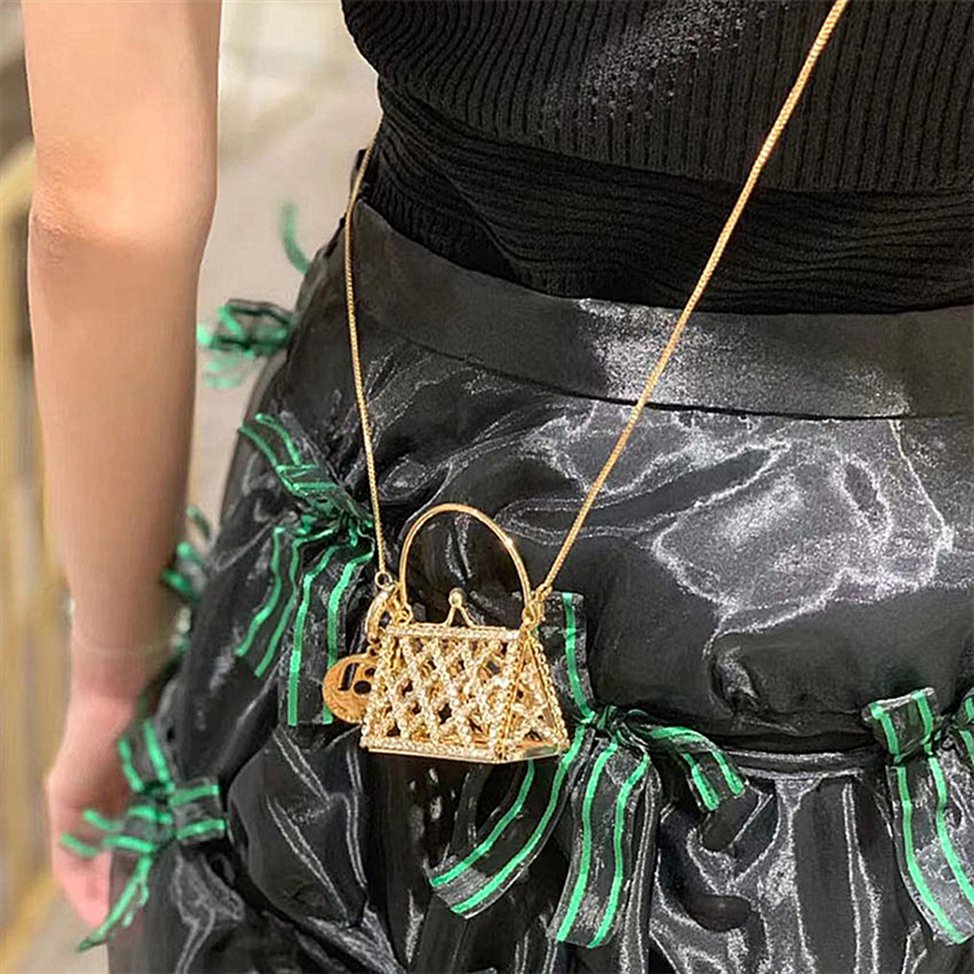 Túi đeo hông mini đính đá thời trang