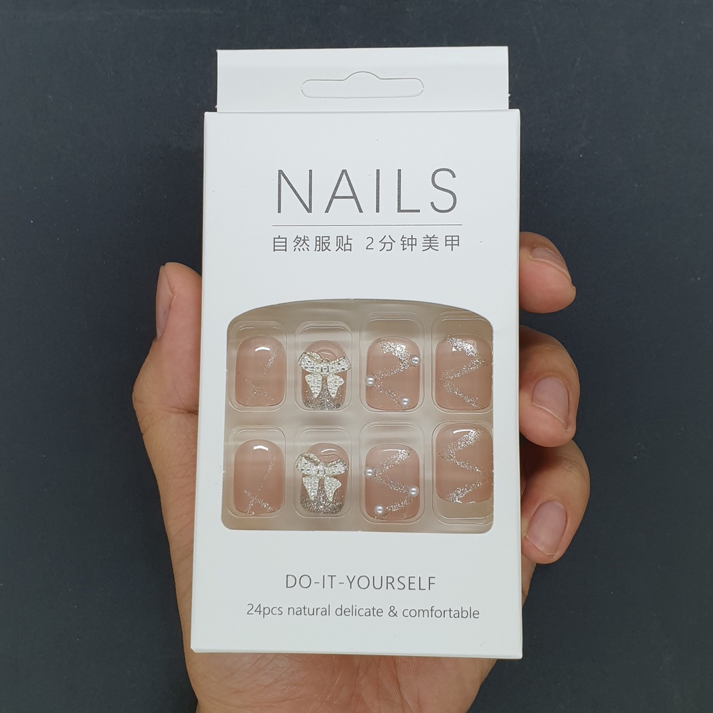 Móng tay giả ngắn đính nơ nhũ xéo sang chảnh  💖 SẴN KEO DÁN 💖