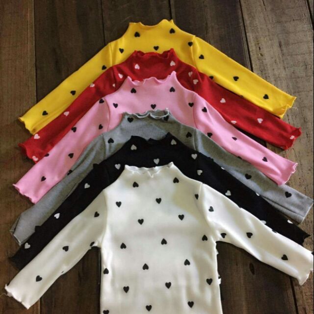 Combo set bộ và áo 210k