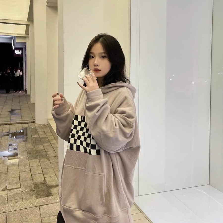 Áo Hoode Chất Nỉ Hoạ Tiết Bàn Cờ Form Thụng Có Mũ Nữ Unisex