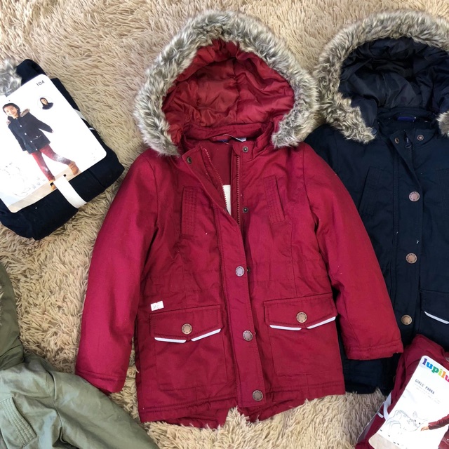 Áo parka đỏ