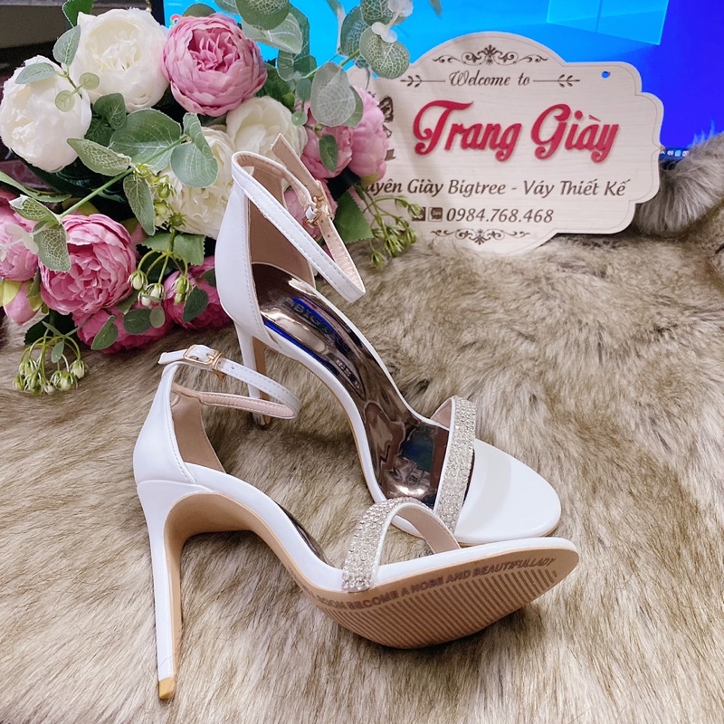 XĂNG ĐAN CƯỚI THIẾT KẾ ĐÍNH ĐÁ HANDMADE(hàng gắn đính thủ công theo yêu cầu, khách chắn chắn lấy mới đặt hộ shop nha)