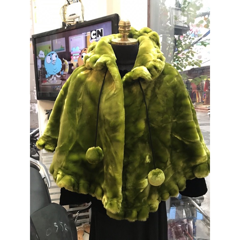 Áo choàng lông cánh dơi